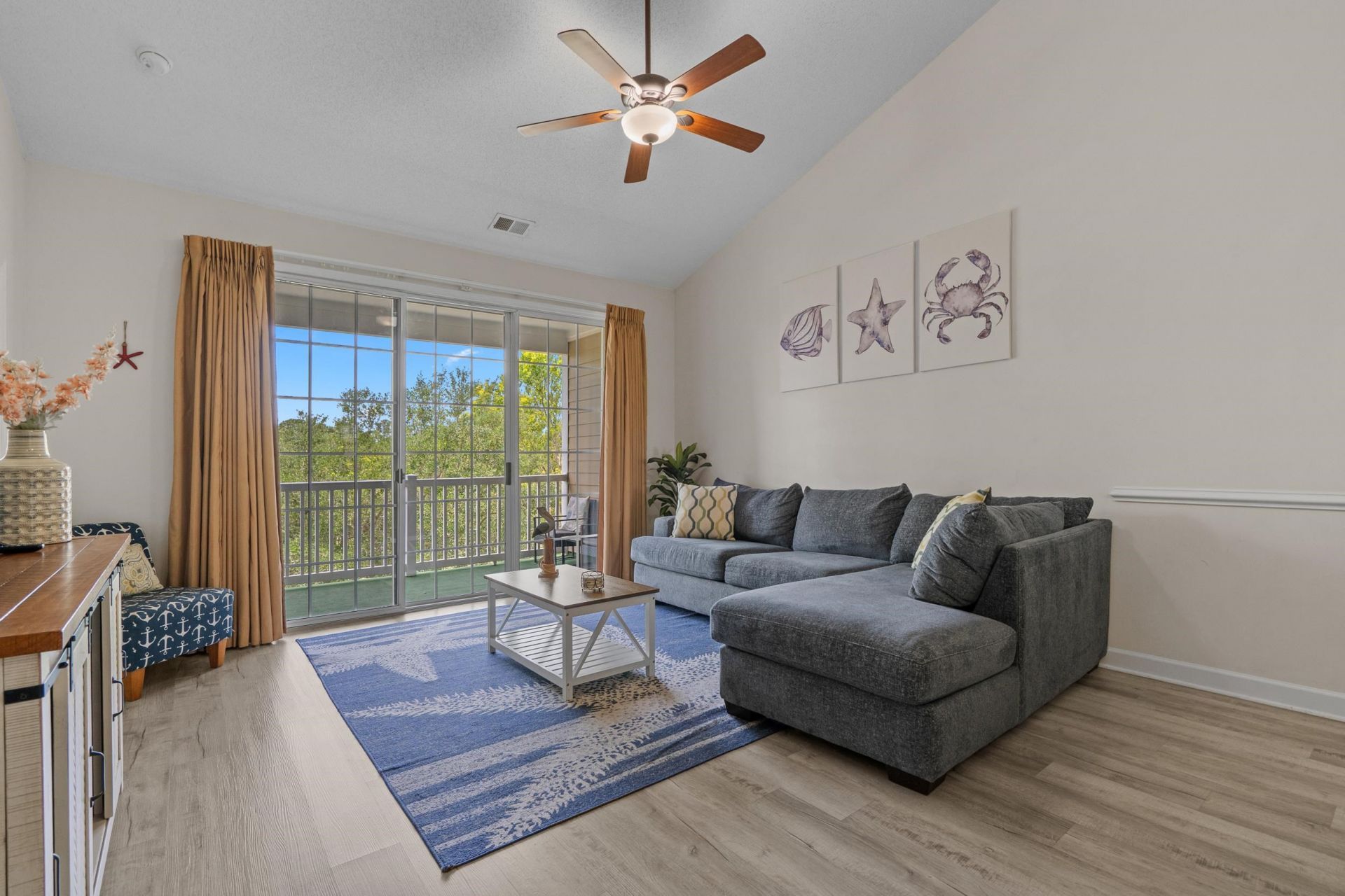 6203 Catalina Dr.  Photo 8