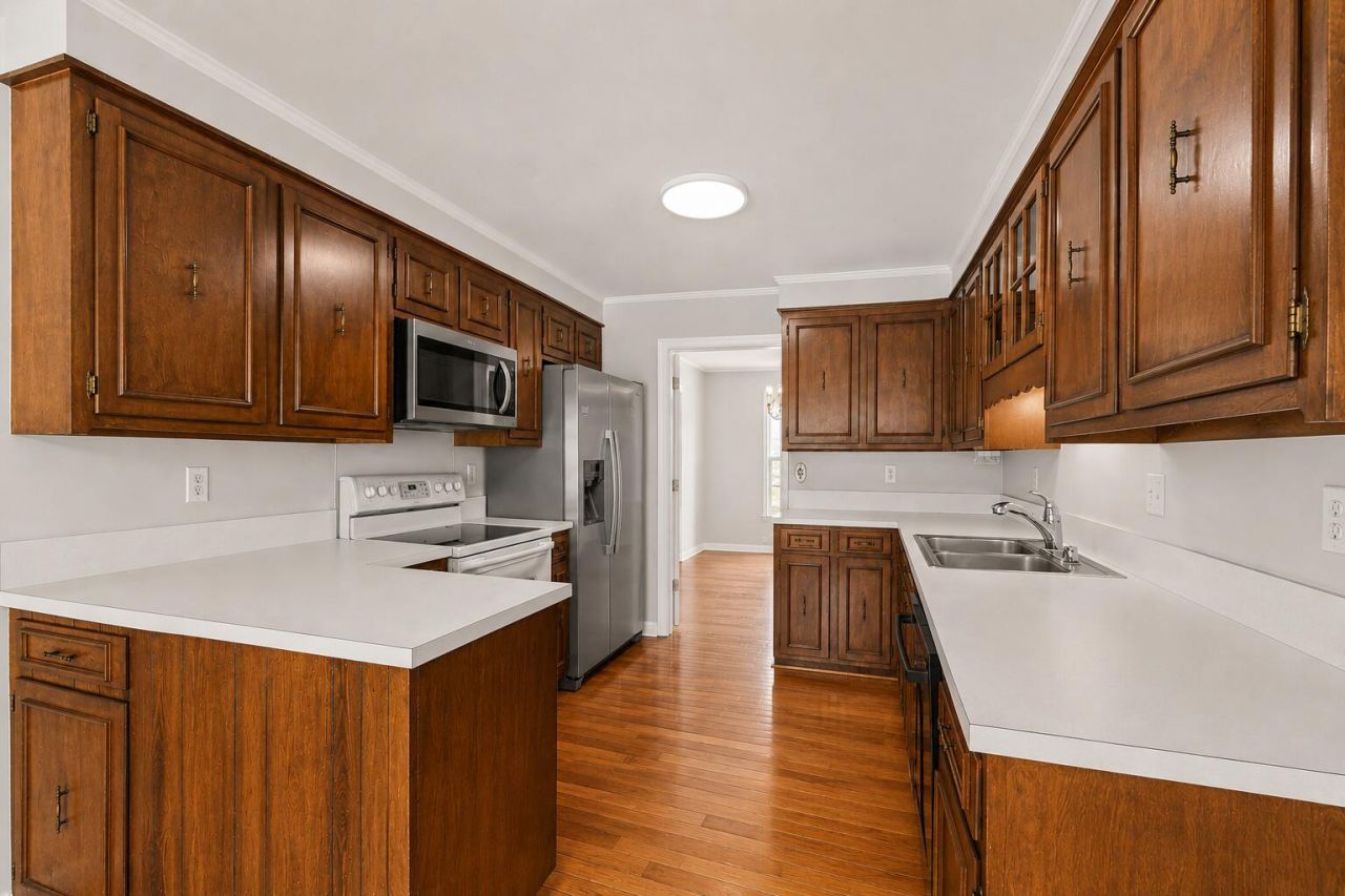 1035 Dominion Drive Photo 18