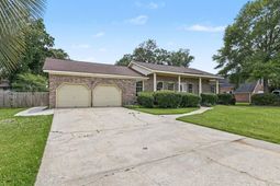 1035 Dominion Drive photo 4