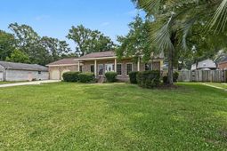 1035 Dominion Drive photo 4