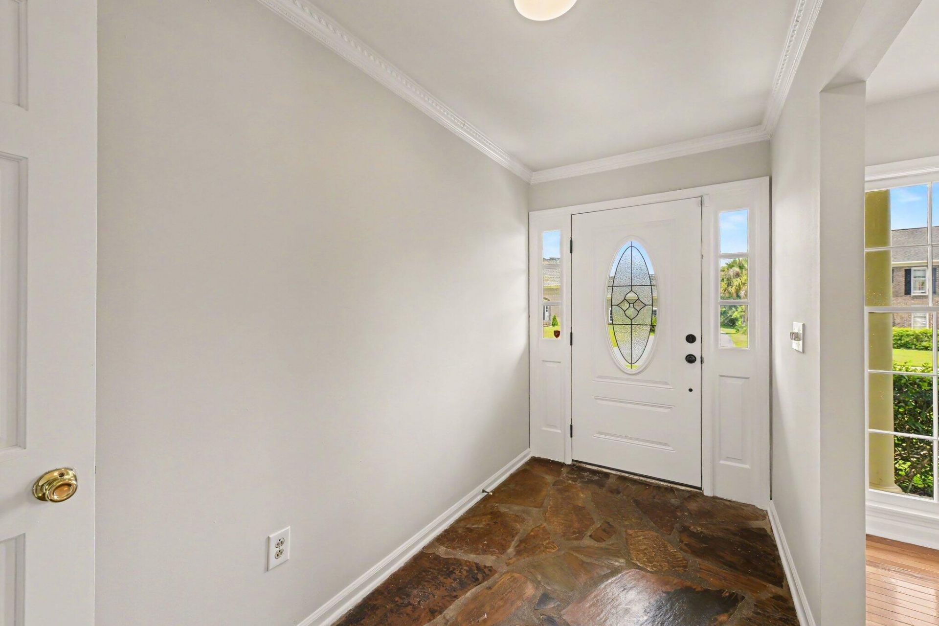 1035 Dominion Drive Photo 7