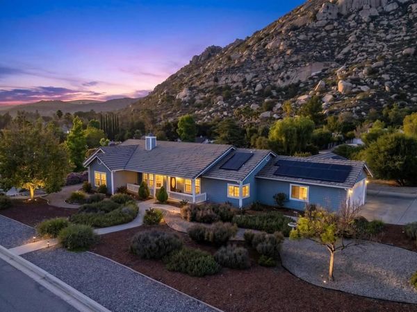 25361 Kerri Ln., Ramona, CA 92065