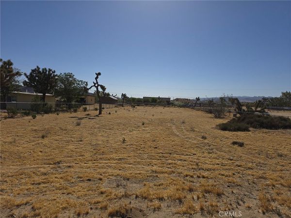 6295 Ruth, Yucca Valley, CA 92284