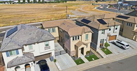 1060 Sagittaria Cir, Rocklin, CA 95765 Photo