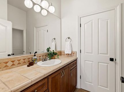 5962 Country Manor Pl, Sacramento, CA 95835 Photo