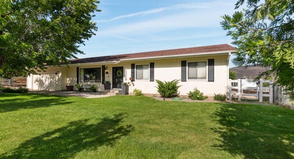15 Connie Way, Reno, NV 89521 Photo