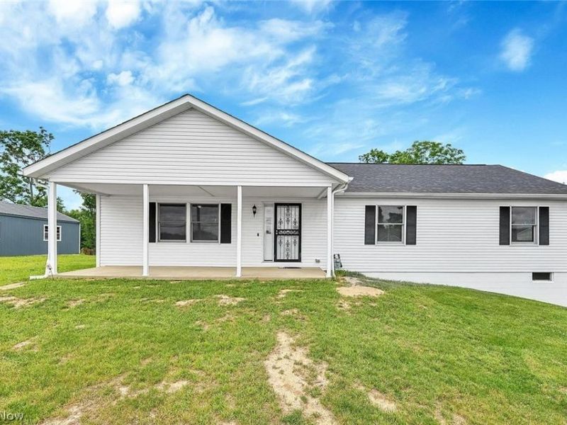 650 Pleasant Grove Road, Zanesville, OH 43701 Photo 1