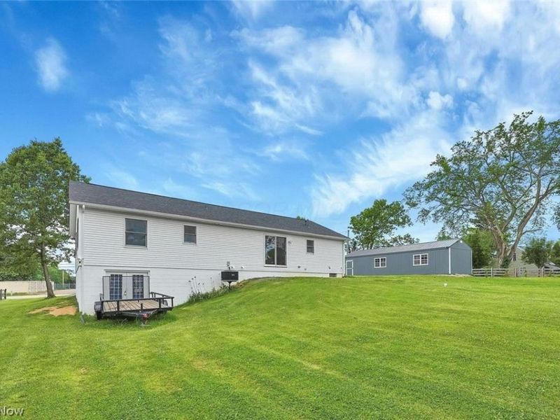 650 Pleasant Grove Road, Zanesville, OH 43701 Photo 2