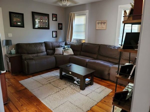 3 Buxton Ct, Unit 1, Andover, MA 01810
