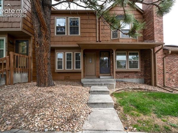 6737 Mountain Top Lane, Colorado Springs, CO 80919