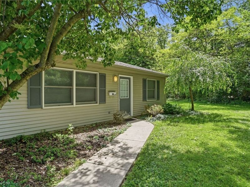 126 Mckinley Street, Huron, OH 44839 Photo 5