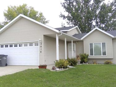 3616 Village Green Lane, Moorhead, MN 56560