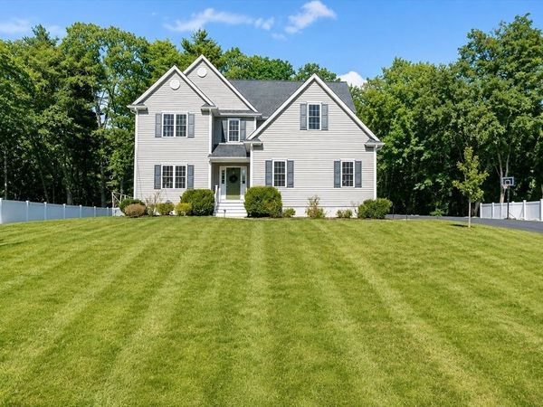 250 Willow St., Mansfield, MA 02048
