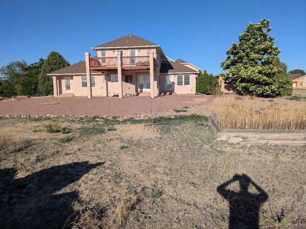 135 S Hacienda Del Sol Drive , Pueblo, CO 81007