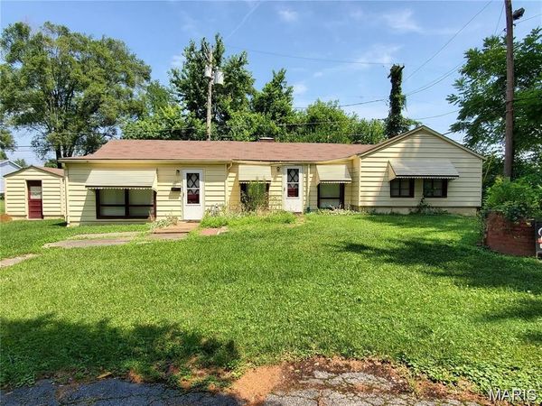 1717 W Belle Street , Belleville, IL 62226
