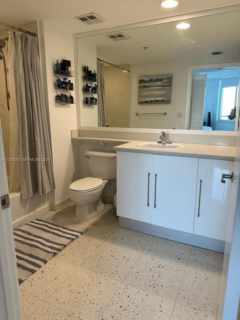 325 S Biscayne Blvd , Unit 4119, Miami, FL 33131 Photo