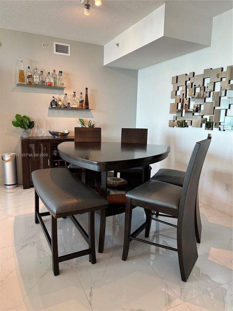 325 S Biscayne Blvd , Unit 4119, Miami, FL 33131 Photo