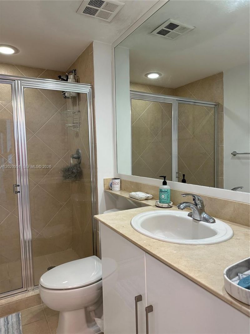 325 S Biscayne Blvd , Unit 4119, Miami, FL 33131 Photo