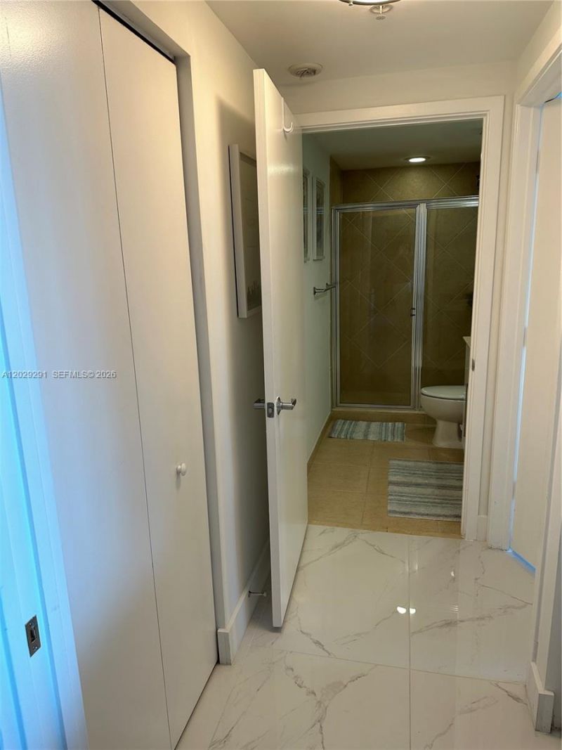 325 S Biscayne Blvd , Unit 4119, Miami, FL 33131 Photo