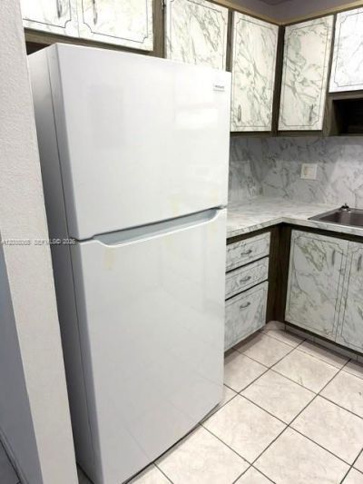 3640 NW 9th St, Unit 302, Miami, FL 33125 Photo