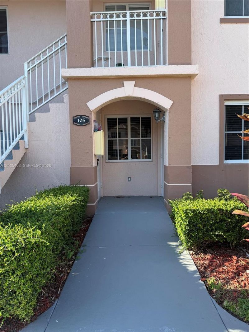 1271 SE 28th Ct, Unit 105, Homestead, FL 33035 Photo