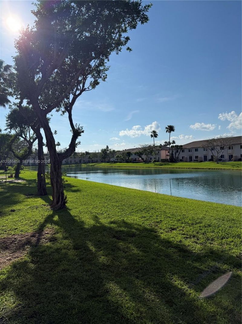 1271 SE 28th Ct, Unit 105, Homestead, FL 33035 Photo