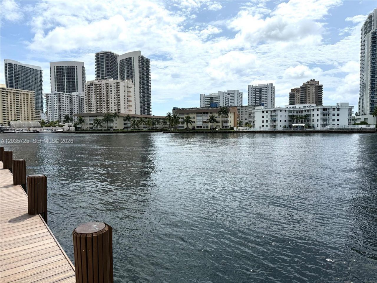 121 Golden Isles Dr, Unit 904, Hallandale Beach, FL 33009 Photo