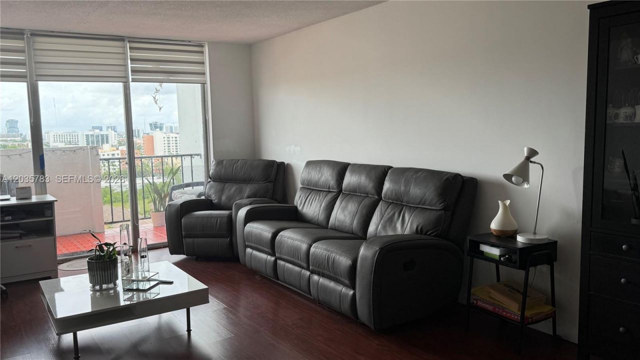 2780 NE 183rd St , Unit 1607, Aventura, FL 33160 Photo