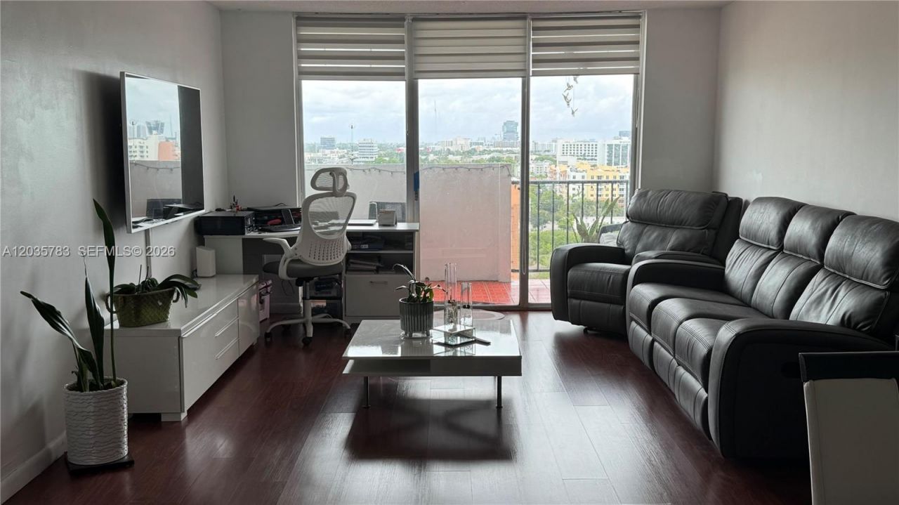 2780 NE 183rd St , Unit 1607, Aventura, FL 33160 Photo