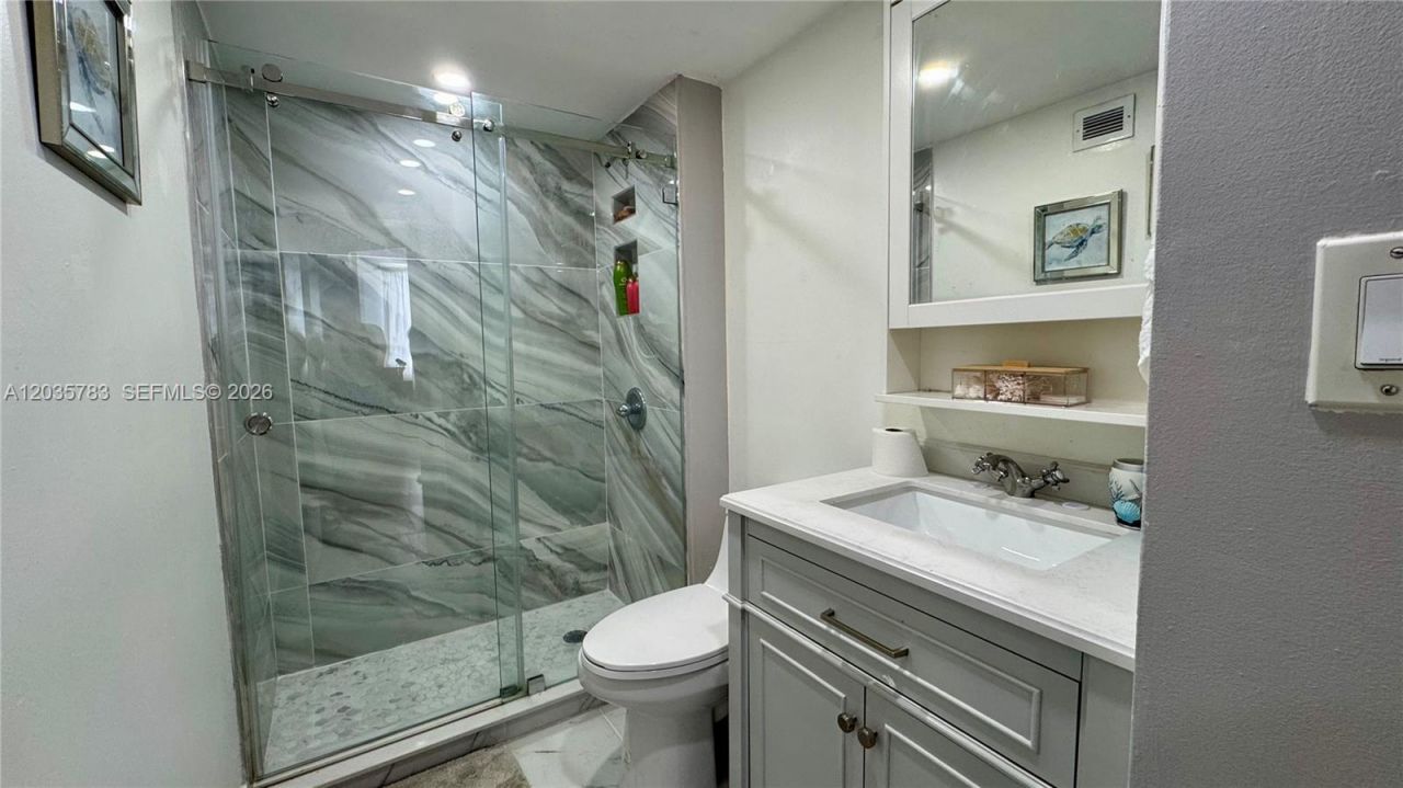 2780 NE 183rd St , Unit 1607, Aventura, FL 33160 Photo