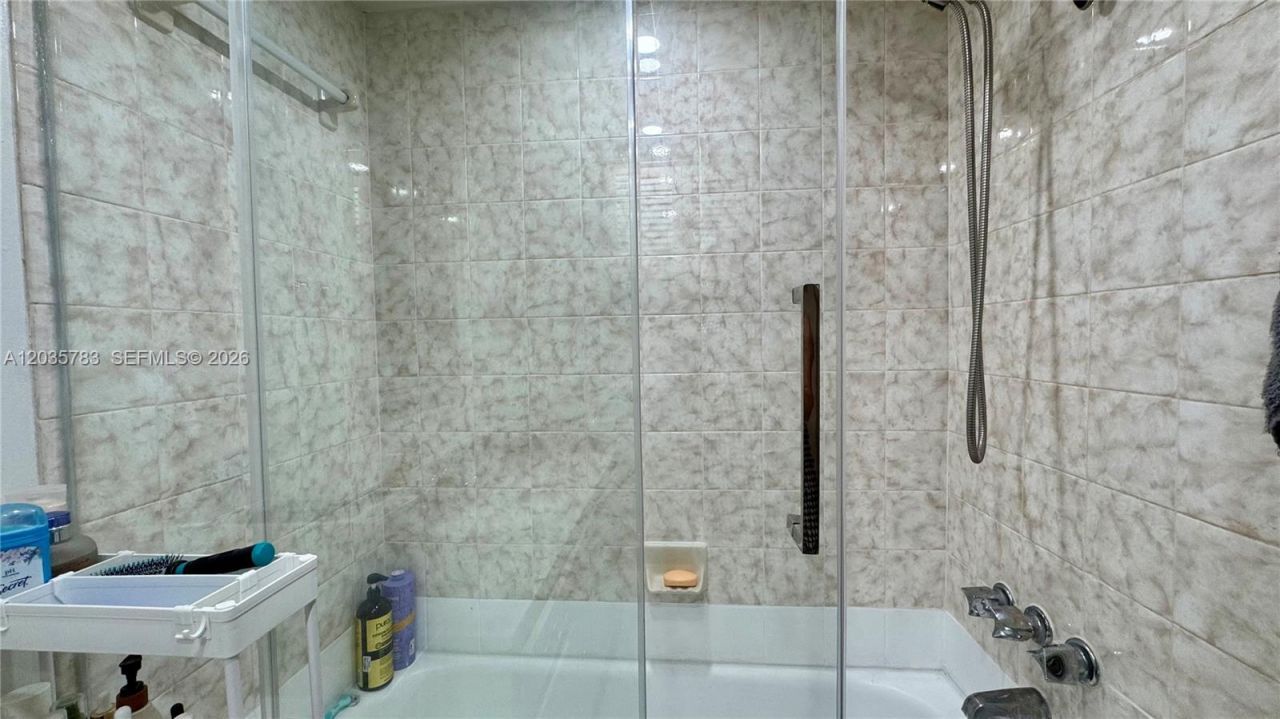 2780 NE 183rd St , Unit 1607, Aventura, FL 33160 Photo