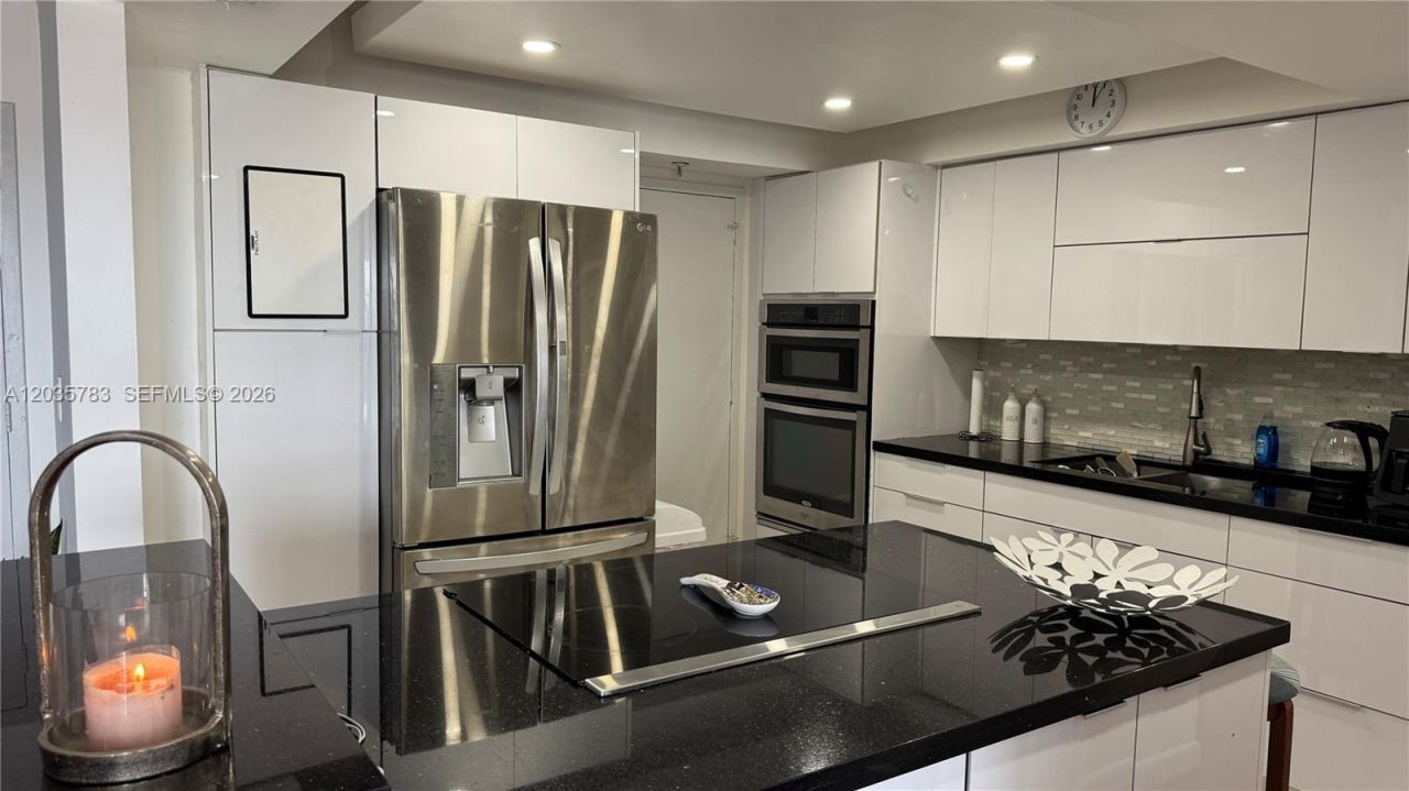 2780 NE 183rd St , Unit 1607, Aventura, FL 33160 Photo