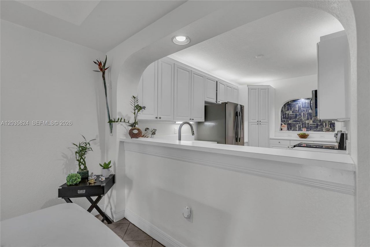 10710 NW 66th St, Unit 104, Doral, FL 33178 Photo