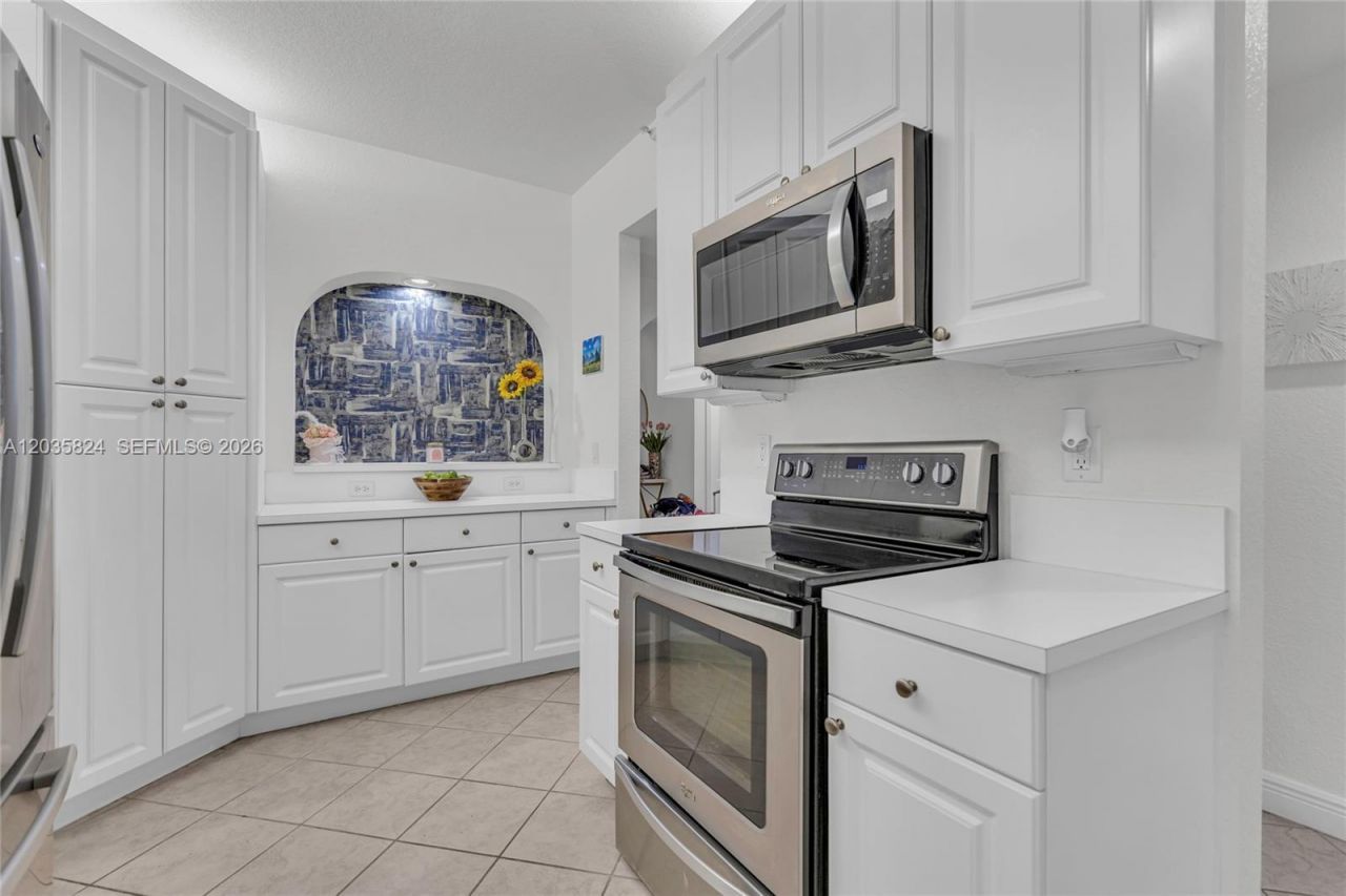10710 NW 66th St, Unit 104, Doral, FL 33178 Photo