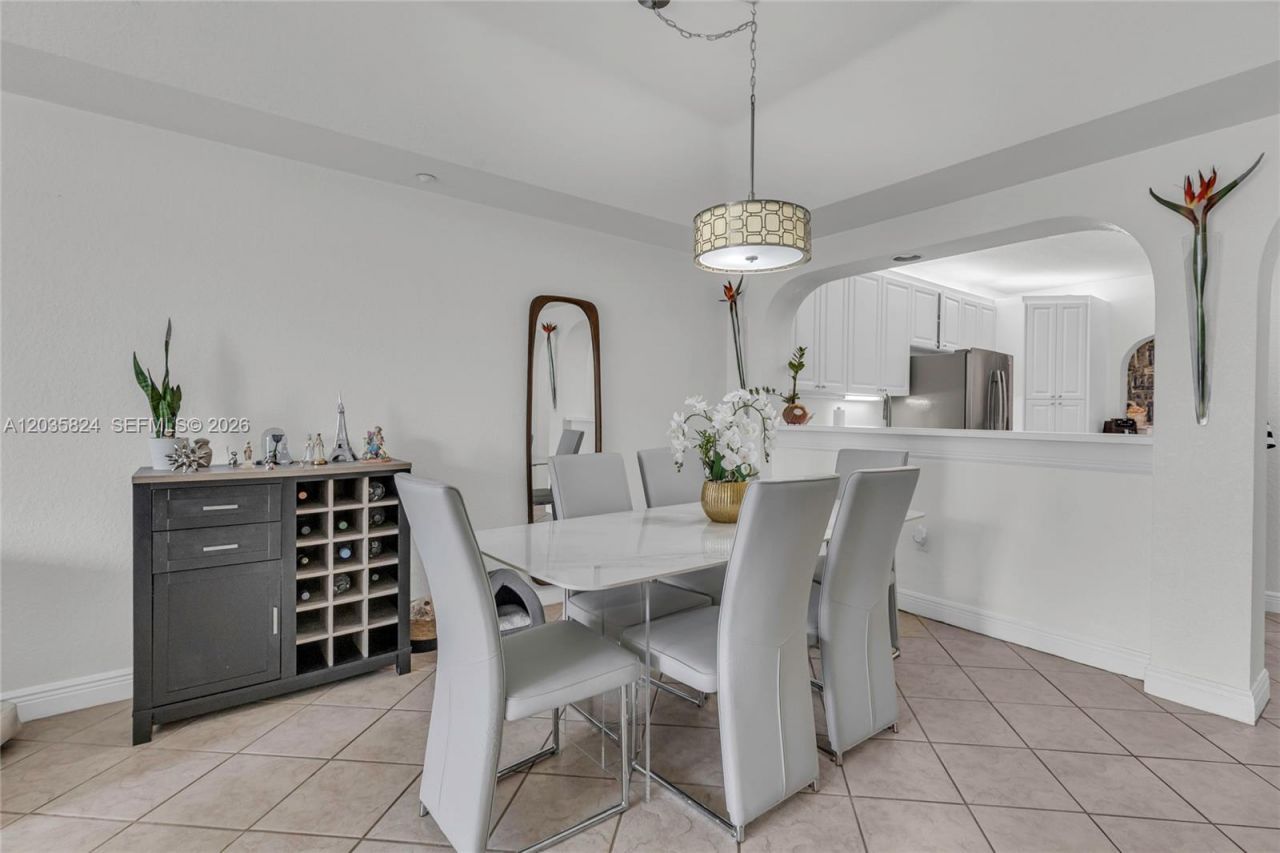 10710 NW 66th St, Unit 104, Doral, FL 33178 Photo