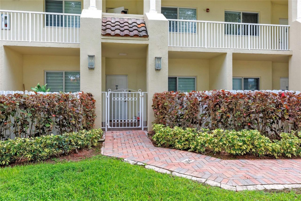 10710 NW 66th St, Unit 104, Doral, FL 33178 Photo