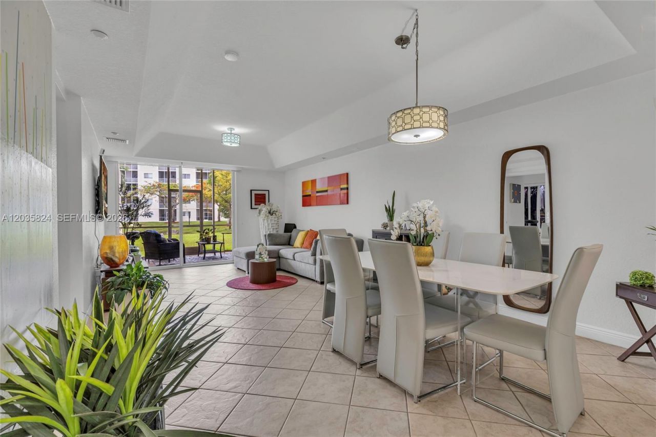 10710 NW 66th St, Unit 104, Doral, FL 33178 Photo