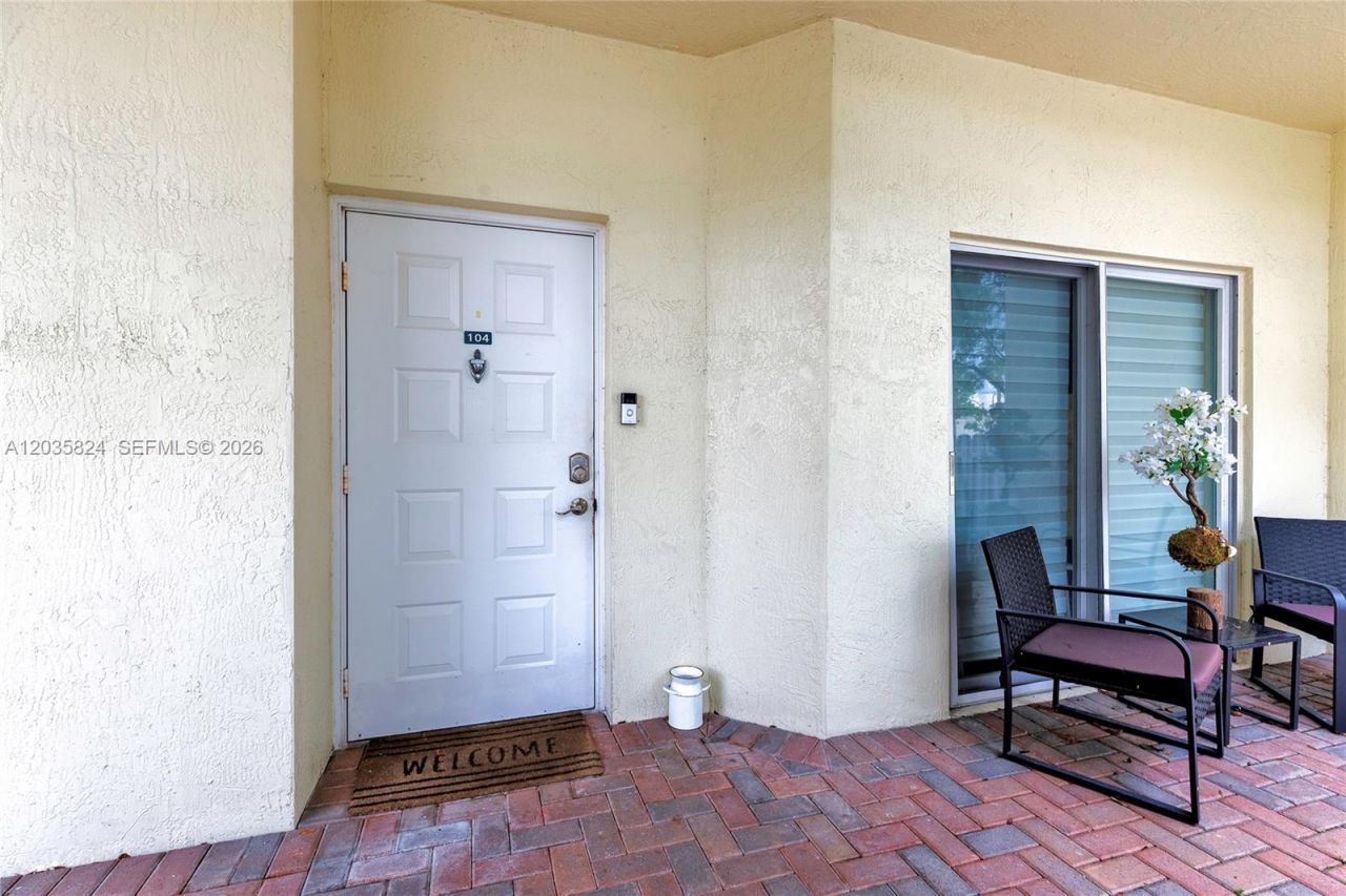 10710 NW 66th St, Unit 104, Doral, FL 33178 Photo