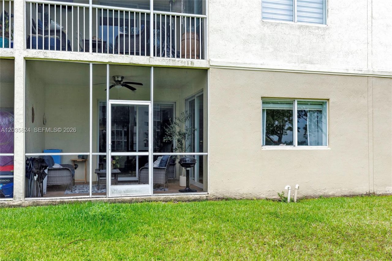 10710 NW 66th St, Unit 104, Doral, FL 33178 Photo