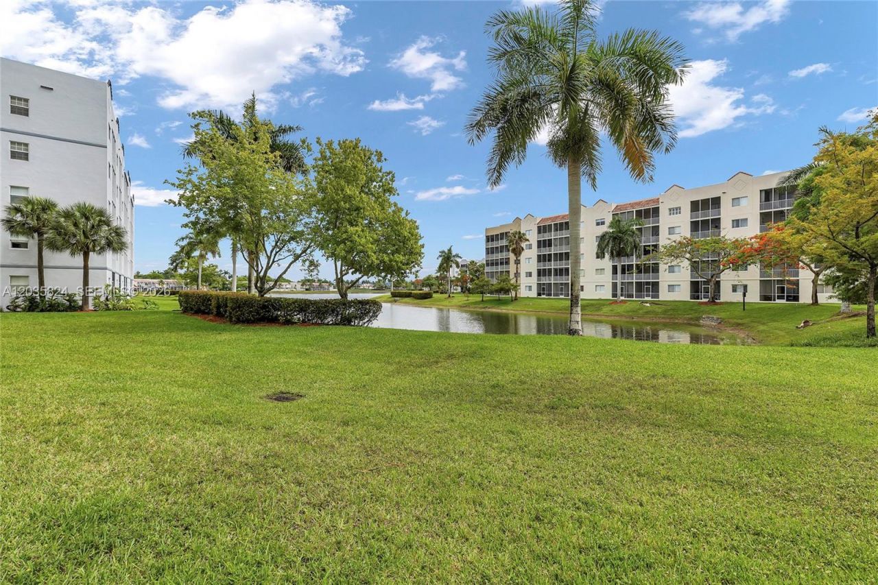 10710 NW 66th St, Unit 104, Doral, FL 33178 Photo