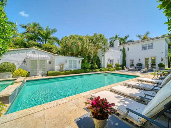2534 Flamingo Dr , Miami Beach, FL 33140