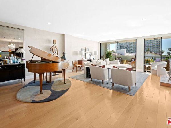 321 N Oakhurst Drive, Unit 601, Beverly Hills, CA 90210