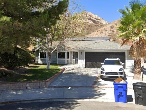 30213 Pink Pansy Court, Canyon Country, CA 91387