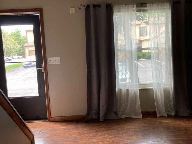 724 Michael View Court, Worthington, OH 43085 Photo 7