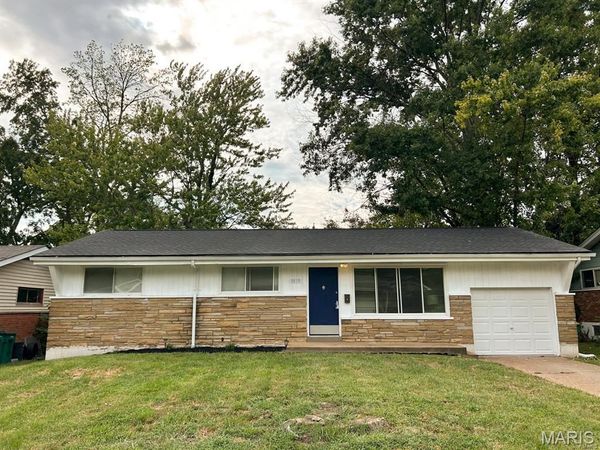 9839 Lawnview Drive , Moline Acres, MO 63136