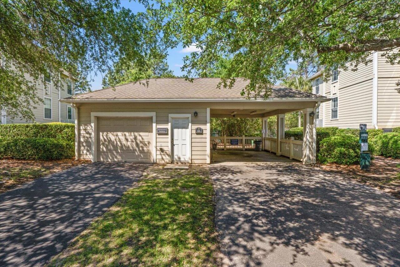 1600 Long Grove Drive Photo 59