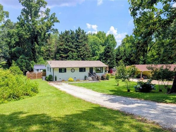 314 Spring Street, Toccoa, GA 30577