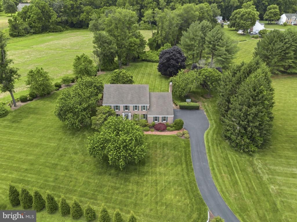 24 MANOR KNOLL COURT, BALDWIN, MD 21013