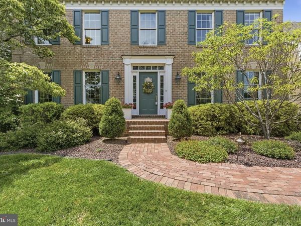24 MANOR KNOLL COURT, BALDWIN, MD 21013
