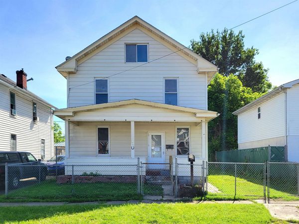 824 25th Street, Huntington, WV 25703